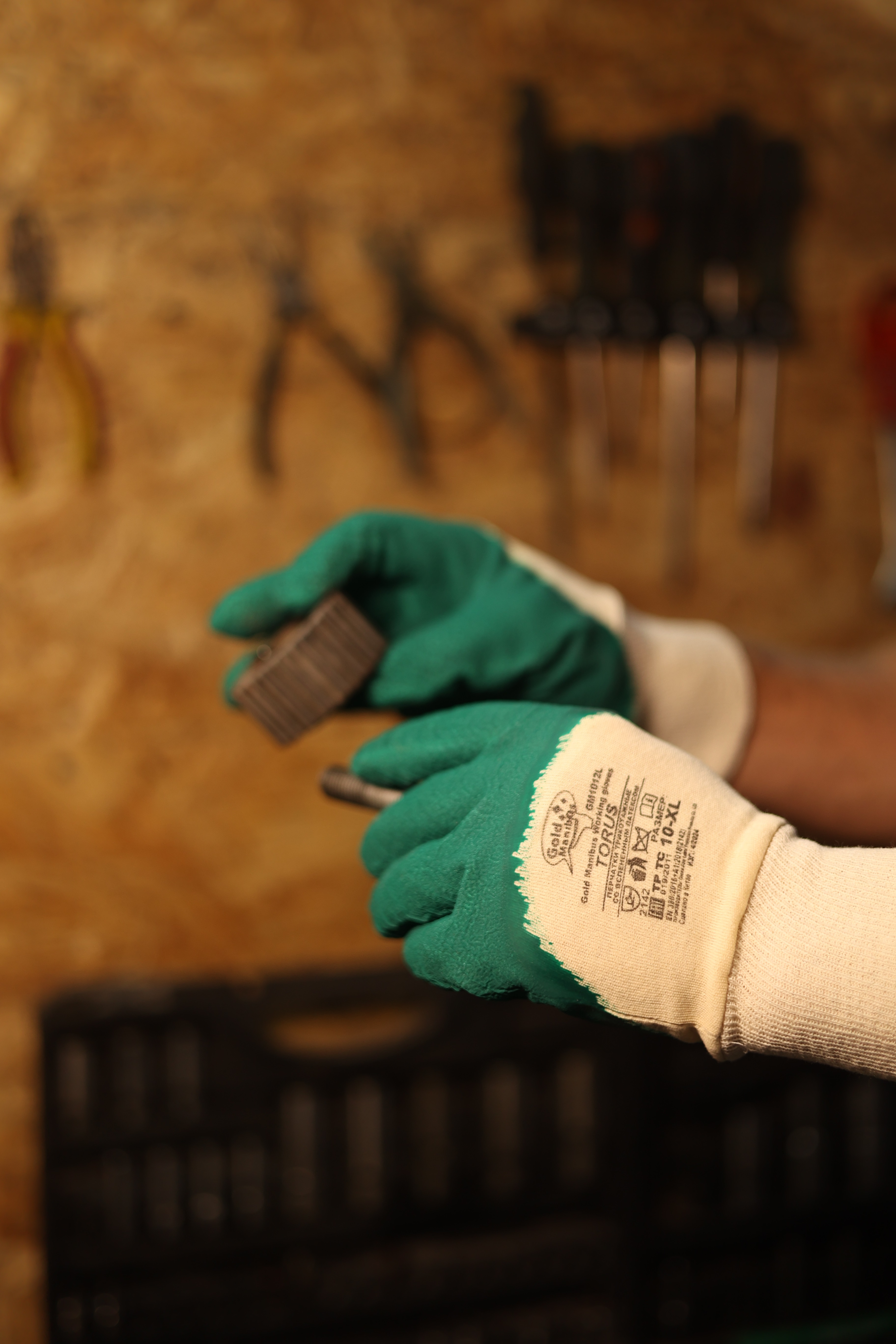 Перчатки трикотажные Torus GM1012L-10 со вспененным латексом размер 10 (XL)